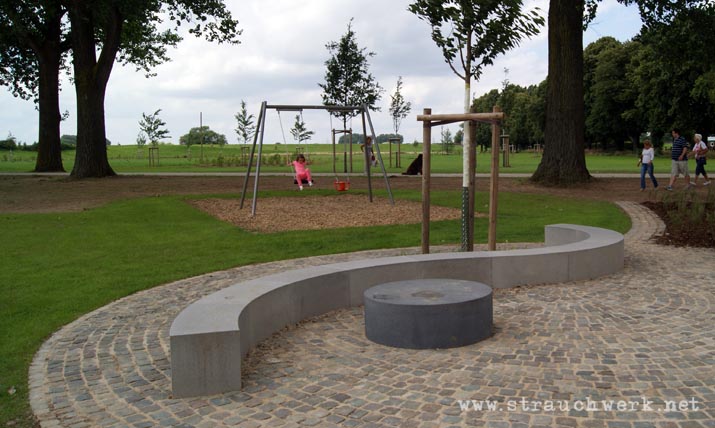 landschaftsarchitekt-strauchwerk-monheim-landschaftspark-rheinbogen-07