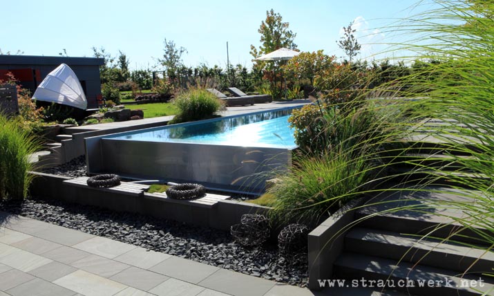 landschaftsarchitekt-strauchwerk-neuss-garten-edelstahlpool-07