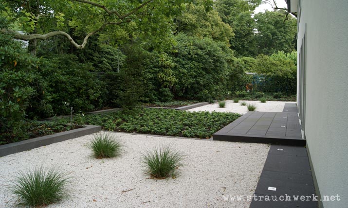 landschaftsarchitekt-strauchwerk-villengarten-03