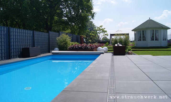 landschaftsarchitekt-strauchwerk-wesseling-garten-farbakzente-03