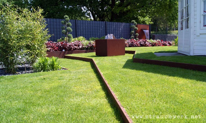 landschaftsarchitekt-strauchwerk-wesseling-garten-farbakzente-05